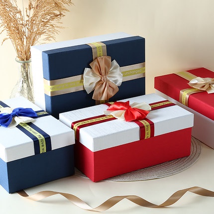 Hộp đựng quà sinh nhật