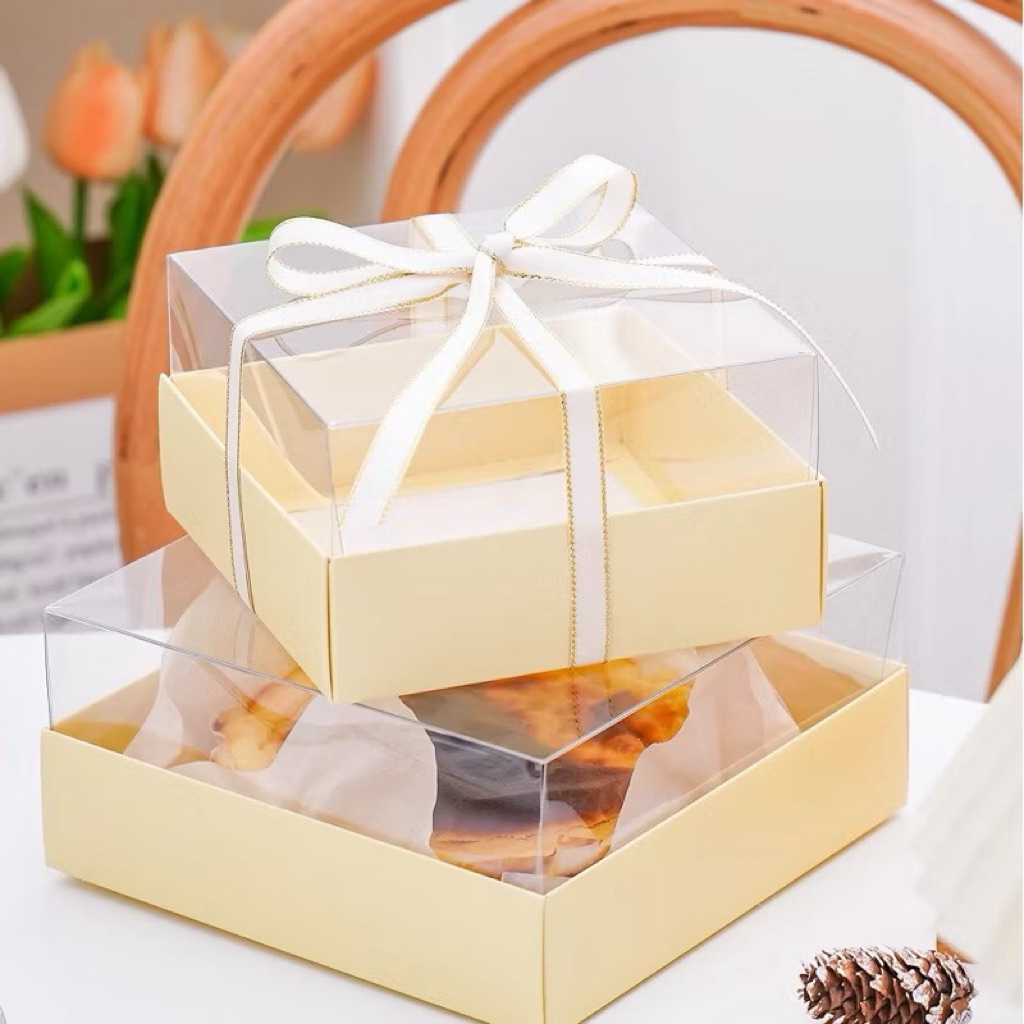 Hộp nắp mica đựng bánh kem