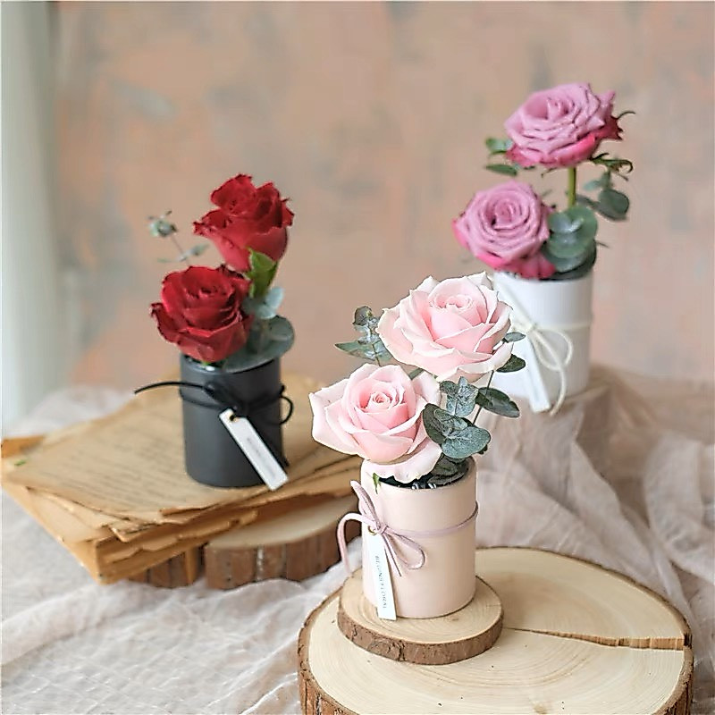 Hộp tròn mini cắm hoa