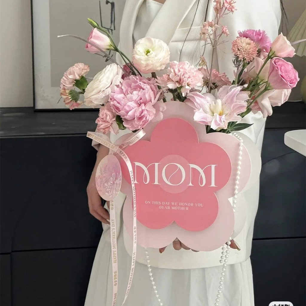Túi giấy cắm hoa tươi