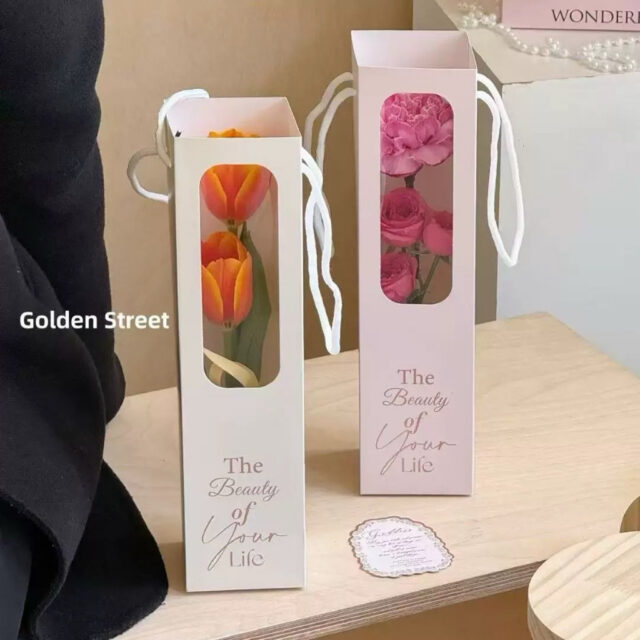 Túi giấy mặt mica hoa